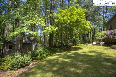 404 Meadow View Rd, Roaring Gap, NC 28668 photo 10