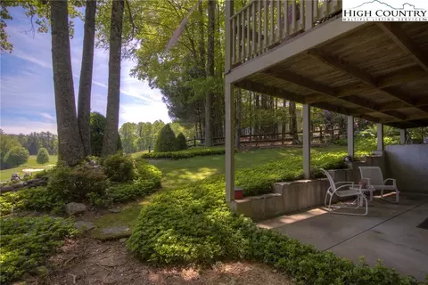 404 Meadow View Rd, Roaring Gap, NC 28668 photo 8