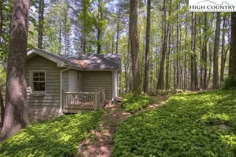 404 Meadow View Rd, Roaring Gap, NC 28668 photo 14