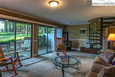 404 Meadow View Rd, Roaring Gap, NC 28668 photo 24