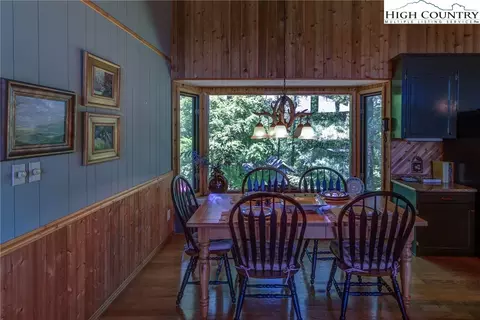404 Meadow View Rd, Roaring Gap, NC 28668 photo 20