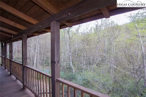 817 Timber Lakes Dr, Todd, NC 28684 photo 5