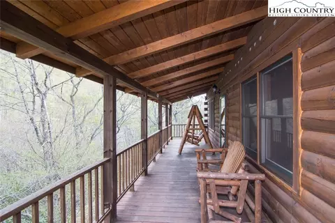 817 Timber Lakes Dr, Todd, NC 28684 photo 3