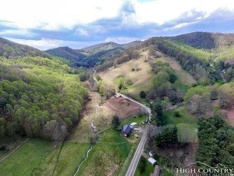 1916 Big Windfall Rd, Lansing, NC 28643 photo 13