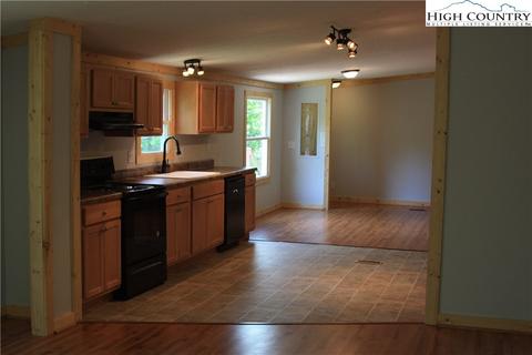 1721 Vanderpool Rd, Vilas, NC 28692 photo 5