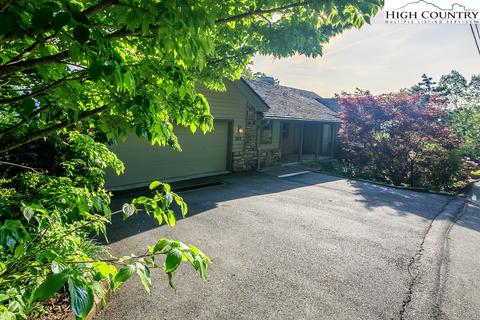 1292 Hickory, Boone, NC 28607 photo 18