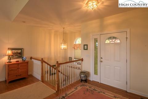 1292 Hickory, Boone, NC 28607 photo 12