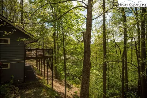 274 Cedar, Boone, NC 28607 photo 3