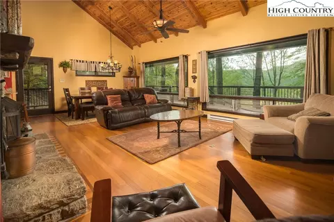 274 Cedar, Boone, NC 28607 photo 9