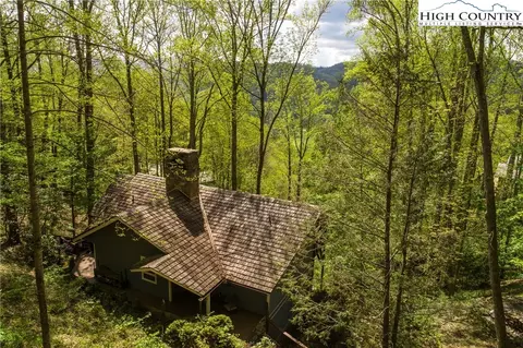 274 Cedar, Boone, NC 28607 photo 1
