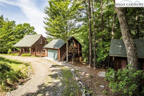 212 Hickory Hollow Rd, Purlear, NC 28665 photo 2