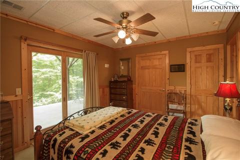 212 Hickory Hollow Rd, Purlear, NC 28665 photo 14