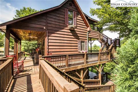 212 Hickory Hollow Rd, Purlear, NC 28665 photo 1