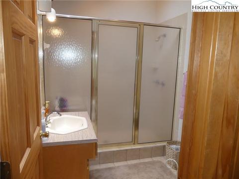 251 Colbert Rd, Vilas, NC 28692 photo 20