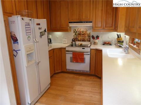 251 Colbert Rd, Vilas, NC 28692 photo 14
