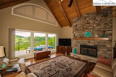 281 Elk Summit Dr, Todd, NC 28684 photo 4