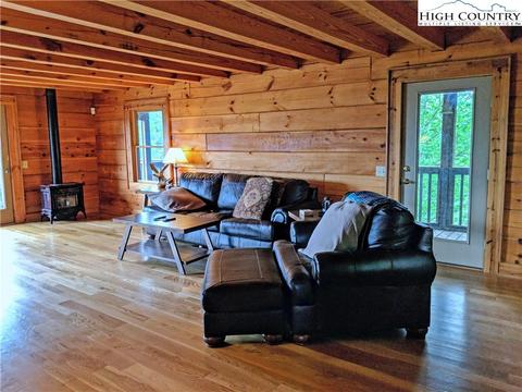 375 Deer Run Rd, Deep Gap, NC 28618 photo 7