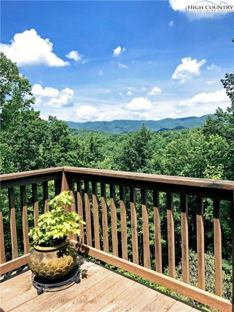 375 Deer Run Rd, Deep Gap, NC 28618 photo 4