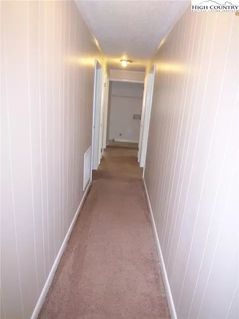 801 SE 15th Ave Cir, Hickory, NC 28602 photo 5