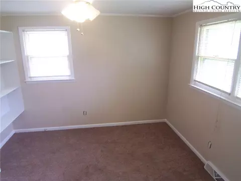 801 SE 15th Ave Cir, Hickory, NC 28602 photo 11
