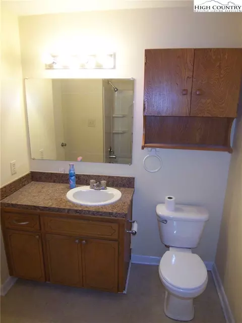 801 SE 15th Ave Cir, Hickory, NC 28602 photo 6