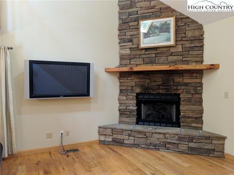 382 Red Maple Ln, Boone, NC 28607 photo 12