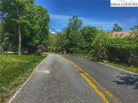 109 Skiway Cir, Beech Mountain, NC 28604 photo 5