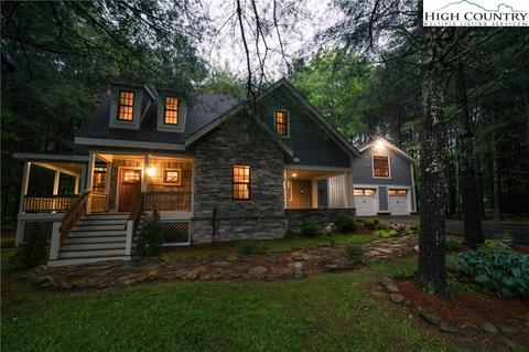 369 Rivers Edge Dr, Boone, NC 28607 photo 2
