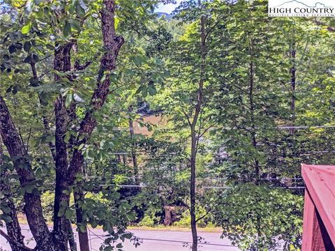 137 Sweetleaf Ln, Deep Gap, NC 28618 photo 22