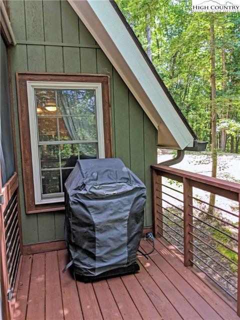 137 Sweetleaf Ln, Deep Gap, NC 28618 photo 16