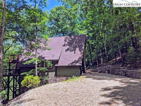 137 Sweetleaf Ln, Deep Gap, NC 28618 photo 2