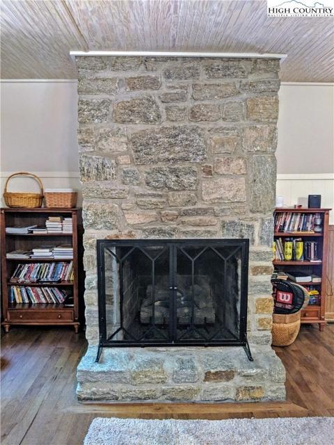 137 Sweetleaf Ln, Deep Gap, NC 28618 photo 14