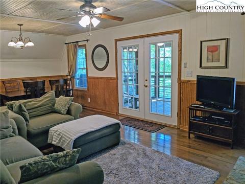 137 Sweetleaf Ln, Deep Gap, NC 28618 photo 13