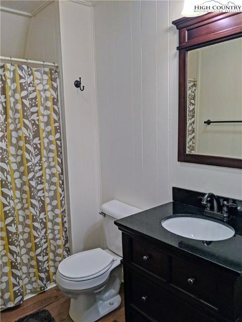137 Sweetleaf Ln, Deep Gap, NC 28618 photo 18