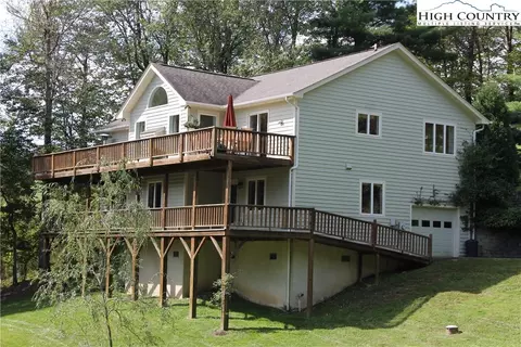 239 Willow Trl, Boone, NC 28607 photo 1