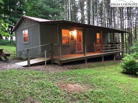 200 Rivercrest Dr, Crumpler, NC 28617 photo 1