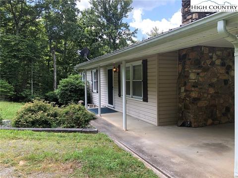 451 Patton Ridge Rd, Deep Gap, NC 28618 photo 3