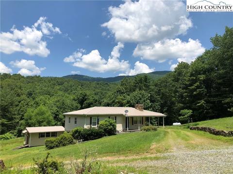 451 Patton Ridge Rd, Deep Gap, NC 28618 photo 2