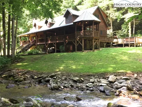 982 Jakes Mountain Rd, Deep Gap, NC 28618 photo 1