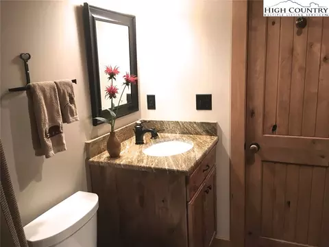 982 Jakes Mountain Rd, Deep Gap, NC 28618 photo 28