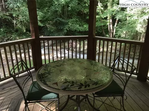 982 Jakes Mountain Rd, Deep Gap, NC 28618 photo 19