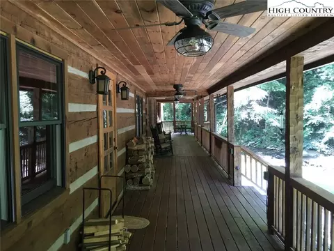 982 Jakes Mountain Rd, Deep Gap, NC 28618 photo 13