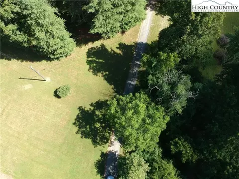 982 Jakes Mountain Rd, Deep Gap, NC 28618 photo 46