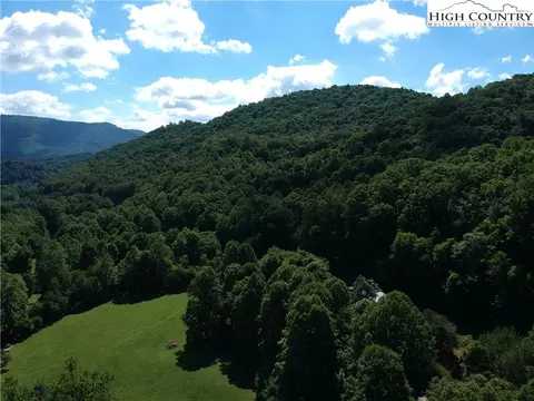 982 Jakes Mountain Rd, Deep Gap, NC 28618 photo 47