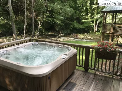 982 Jakes Mountain Rd, Deep Gap, NC 28618 photo 20