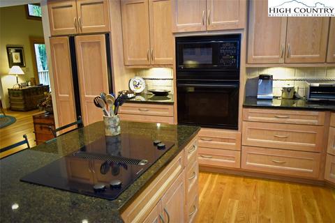 234 Turfway, Boone, NC 28607 photo 4