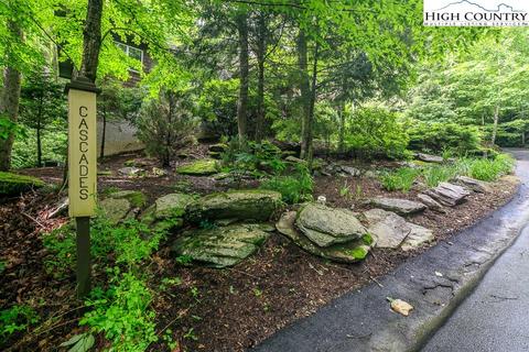 357 Cascades, Boone, NC 28607 photo 5