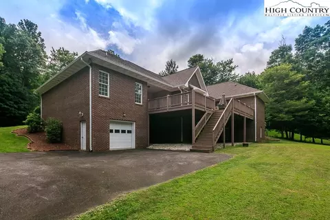 174 Hillside Ln, Jefferson, NC 28640 photo 37