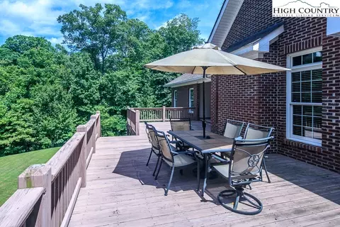 174 Hillside Ln, Jefferson, NC 28640 photo 42