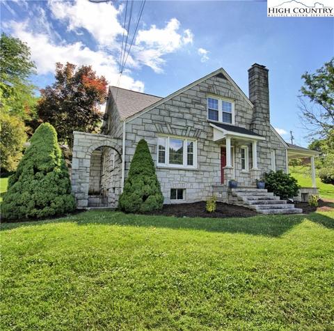 132 G St, Lansing, NC 28643 photo 2